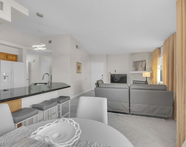 1545 Lake Placid Terrace - Photo Thumbnail 6