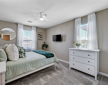 372 Silva Place - Photo Thumbnail 21