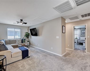 372 Silva Place - Photo Thumbnail 16