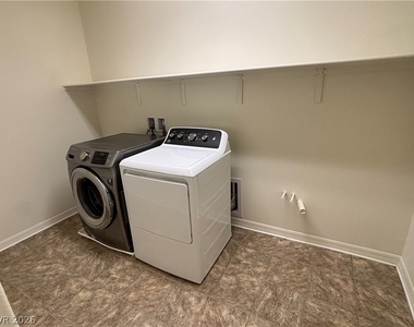 5619 Aspen Heights Drive - Photo Thumbnail 24
