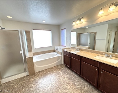 5619 Aspen Heights Drive - Photo Thumbnail 18