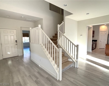 5619 Aspen Heights Drive - Photo Thumbnail 13