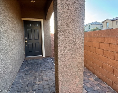 5619 Aspen Heights Drive - Photo Thumbnail 1