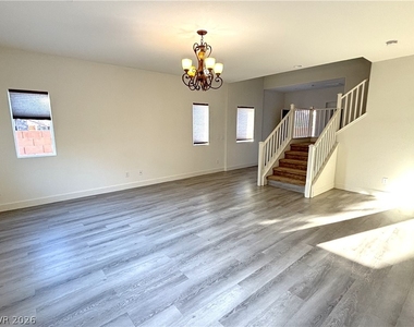 5619 Aspen Heights Drive - Photo Thumbnail 12