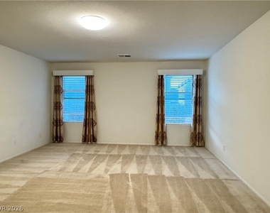 5573 Anshan Street - Photo Thumbnail 16