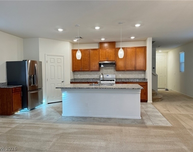 5573 Anshan Street - Photo Thumbnail 6