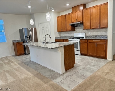 5573 Anshan Street - Photo Thumbnail 8
