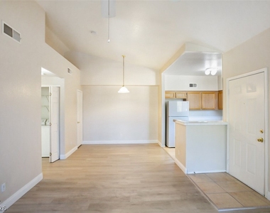 7632 Pacific Hills Avenue - Photo Thumbnail 4