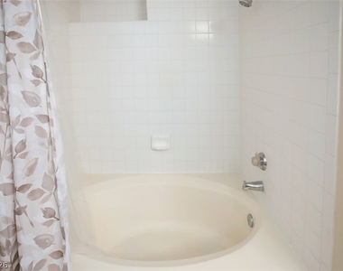 7632 Pacific Hills Avenue - Photo Thumbnail 14