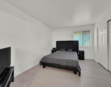 5493 Indian River Drive - Photo Thumbnail 14