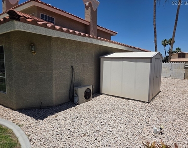 3013 W Oakey Boulevard - Photo Thumbnail 25