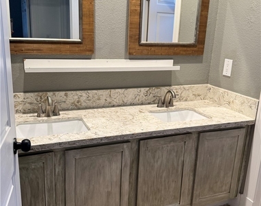 5396 Golden Barrel Avenue - Photo Thumbnail 11