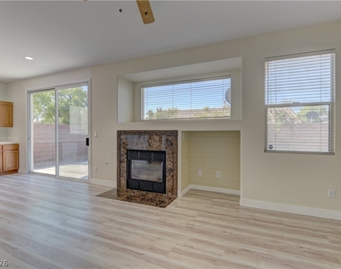 10517 Pergola Peak Avenue - Photo Thumbnail 6