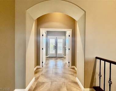 8045 Slip Point Avenue - Photo Thumbnail 19