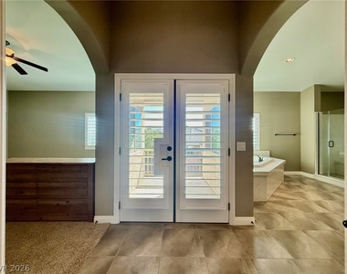 8045 Slip Point Avenue - Photo Thumbnail 20