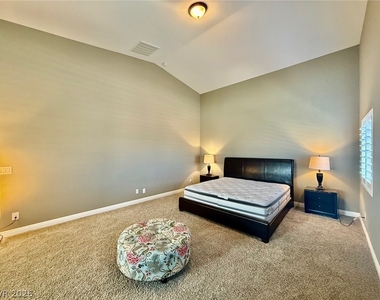 8045 Slip Point Avenue - Photo Thumbnail 23