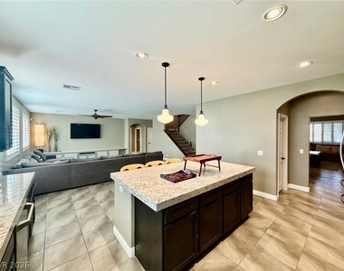 8045 Slip Point Avenue - Photo Thumbnail 7