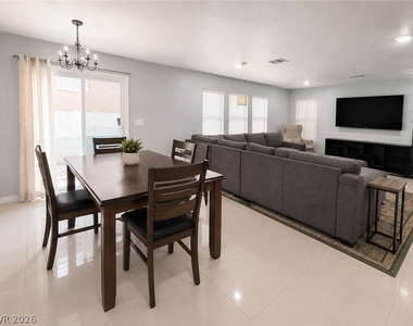 125 Copper Pine Avenue - Photo Thumbnail 1