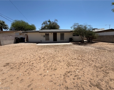 1317 Pyramid Drive - Photo Thumbnail 24