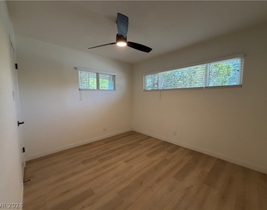 1317 Pyramid Drive - Photo Thumbnail 15