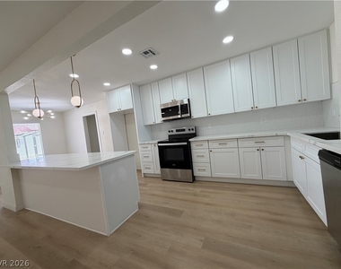 1317 Pyramid Drive - Photo Thumbnail 3
