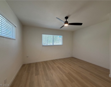 1317 Pyramid Drive - Photo Thumbnail 19