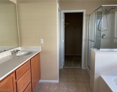 8620 Rowland Bluff Avenue - Photo Thumbnail 28