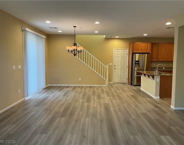 8620 Rowland Bluff Avenue - Photo Thumbnail 14