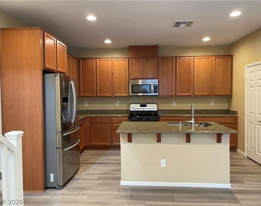 8620 Rowland Bluff Avenue - Photo Thumbnail 9