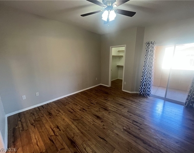 8728 Red Rio Drive - Photo Thumbnail 15