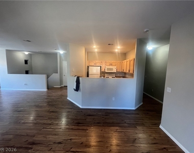 8728 Red Rio Drive - Photo Thumbnail 2