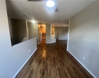 8728 Red Rio Drive - Photo Thumbnail 11