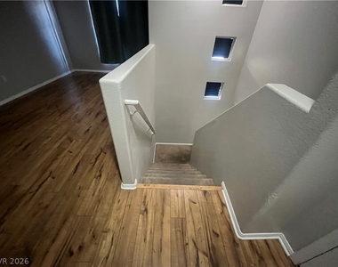 8728 Red Rio Drive - Photo Thumbnail 21