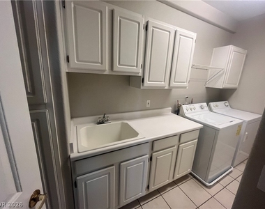 8728 Red Rio Drive - Photo Thumbnail 24