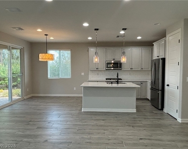 5636 Justin Robert Street - Photo Thumbnail 5