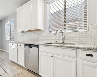 457 Cornelius Kelly Avenue - Photo Thumbnail 11