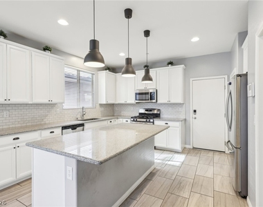 457 Cornelius Kelly Avenue - Photo Thumbnail 8
