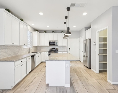 457 Cornelius Kelly Avenue - Photo Thumbnail 12