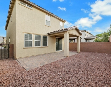 2809 Falling Mist Street - Photo Thumbnail 16