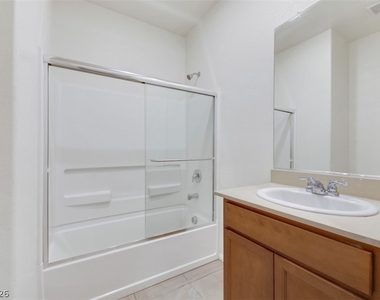 2809 Falling Mist Street - Photo Thumbnail 3