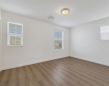 2809 Falling Mist Street - Photo Thumbnail 9