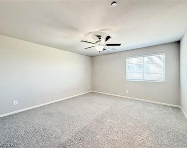 10325 Toasted Acorn Drive - Photo Thumbnail 12