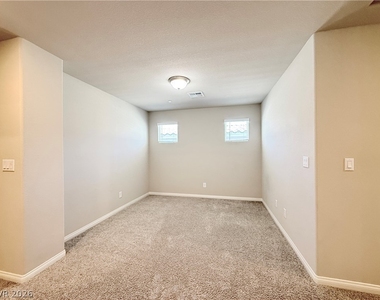 10325 Toasted Acorn Drive - Photo Thumbnail 18