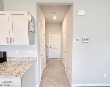 10325 Toasted Acorn Drive - Photo Thumbnail 8