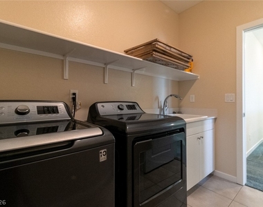 544 Ruby Mesa Avenue - Photo Thumbnail 32