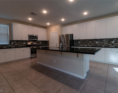 544 Ruby Mesa Avenue - Photo Thumbnail 23