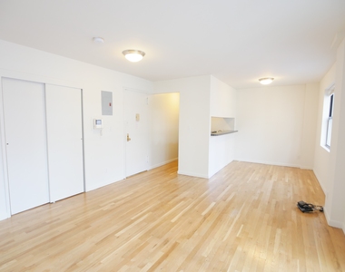 225 East 85th Street - Photo Thumbnail 5