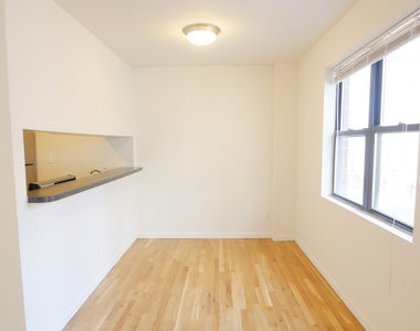 225 East 85th Street - Photo Thumbnail 6