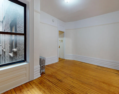 East 12th Street - Photo Thumbnail 6