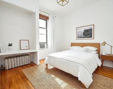 18 King Street - Photo Thumbnail 2